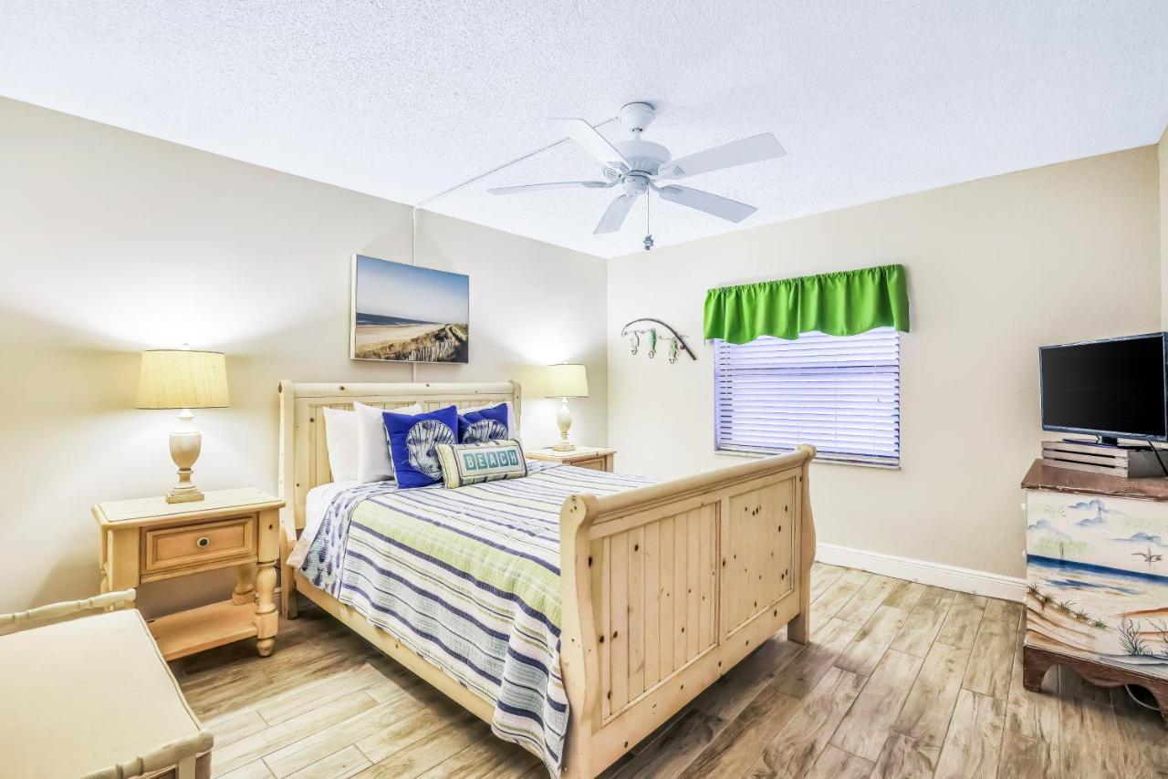 Cocoas By The Sea Apartment Коко Бийч Екстериор снимка